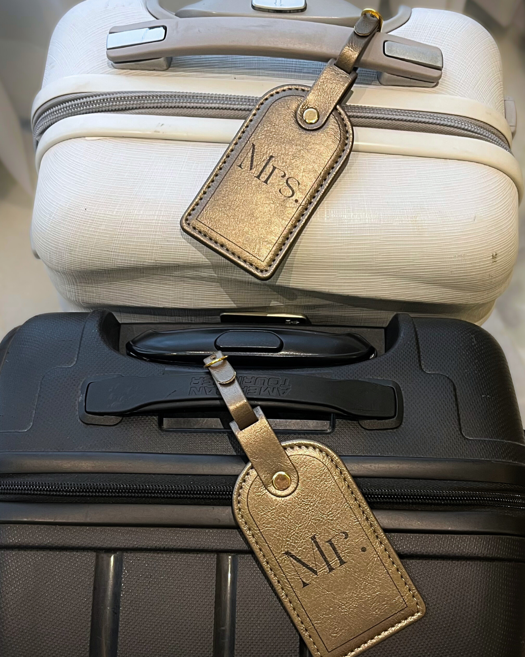 MR.&MRS. Luggage Tags